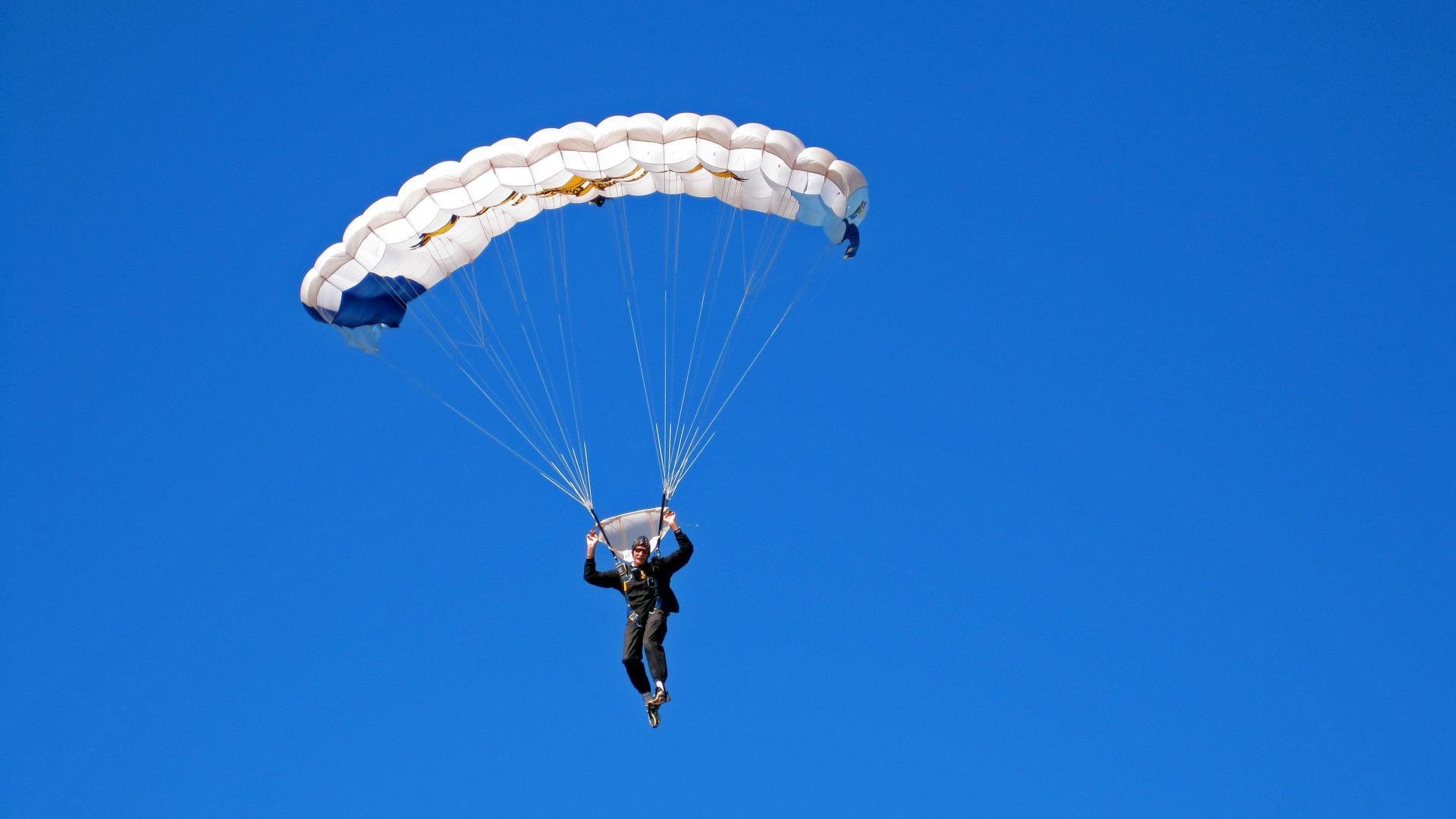 开云平台-莫莉·奥卡拉汉女子100米自由泳赛场新星，里约奥运会女子100米自由泳